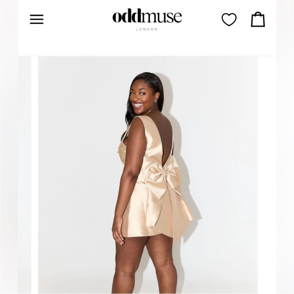 Odd Muse  The Ultimate Muse Bow Detail Mini in gold